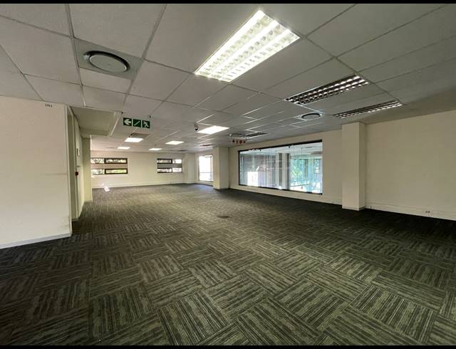 1,604M² OFFICE TO LET IN SANDTON CENTRAL